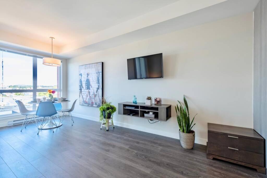Clean 4Th Floor 1 Bedroom Apt In Old Town China Town Victoria Esterno foto