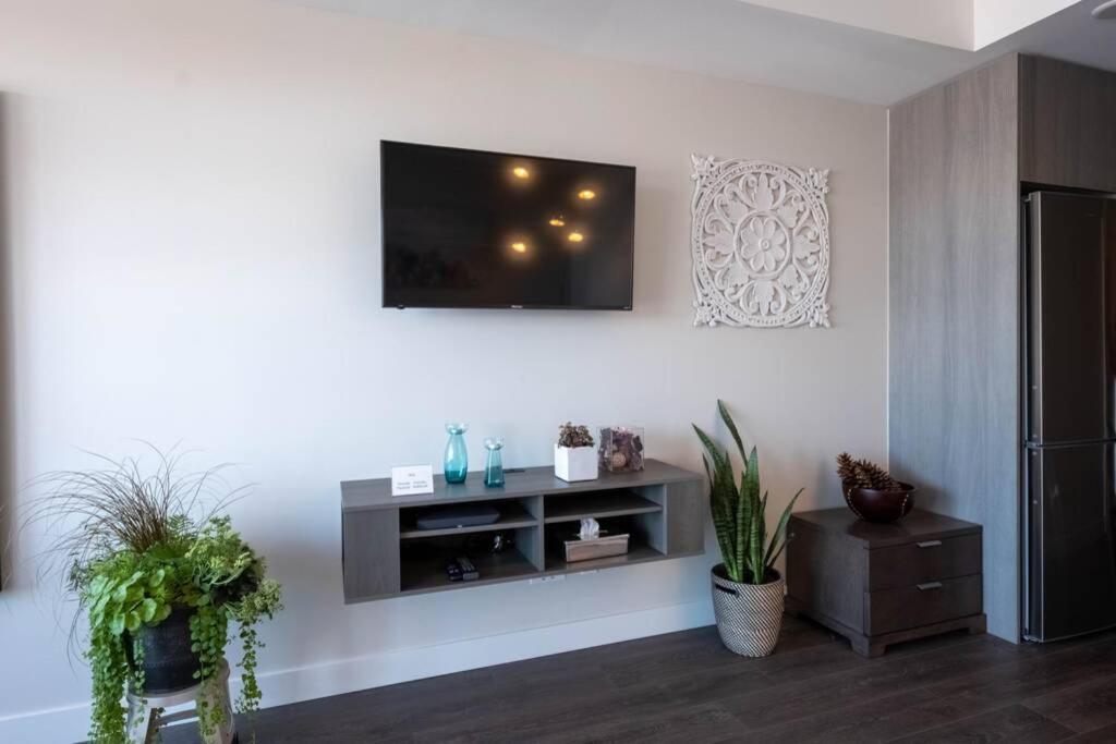 Clean 4Th Floor 1 Bedroom Apt In Old Town China Town Victoria Esterno foto