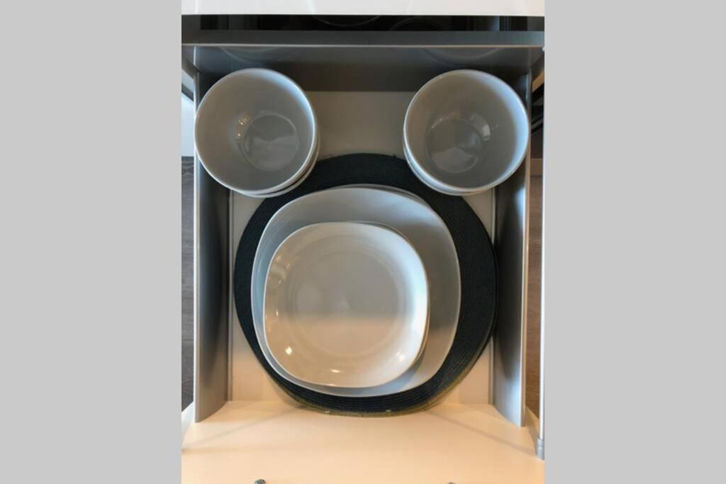 Clean 4Th Floor 1 Bedroom Apt In Old Town China Town Victoria Esterno foto