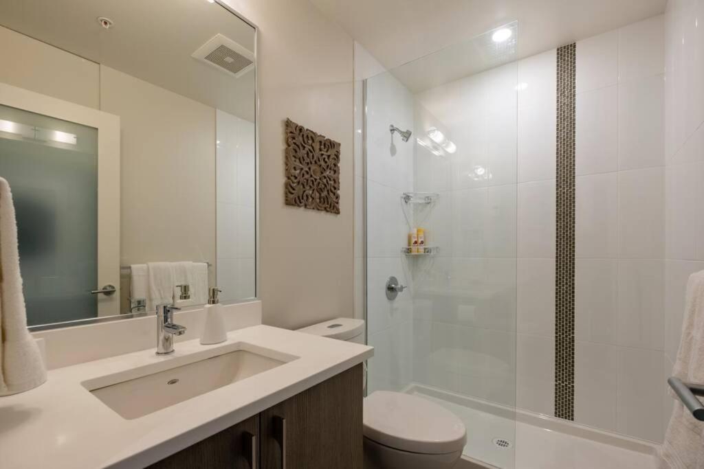 Clean 4Th Floor 1 Bedroom Apt In Old Town China Town Victoria Esterno foto