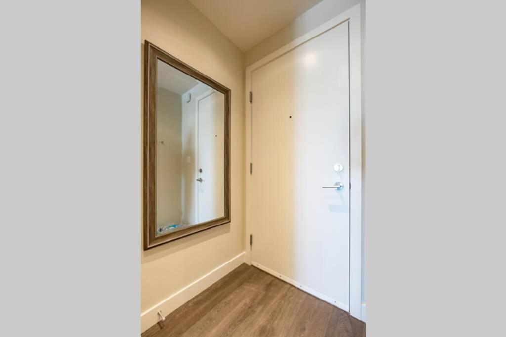 Clean 4Th Floor 1 Bedroom Apt In Old Town China Town Victoria Esterno foto